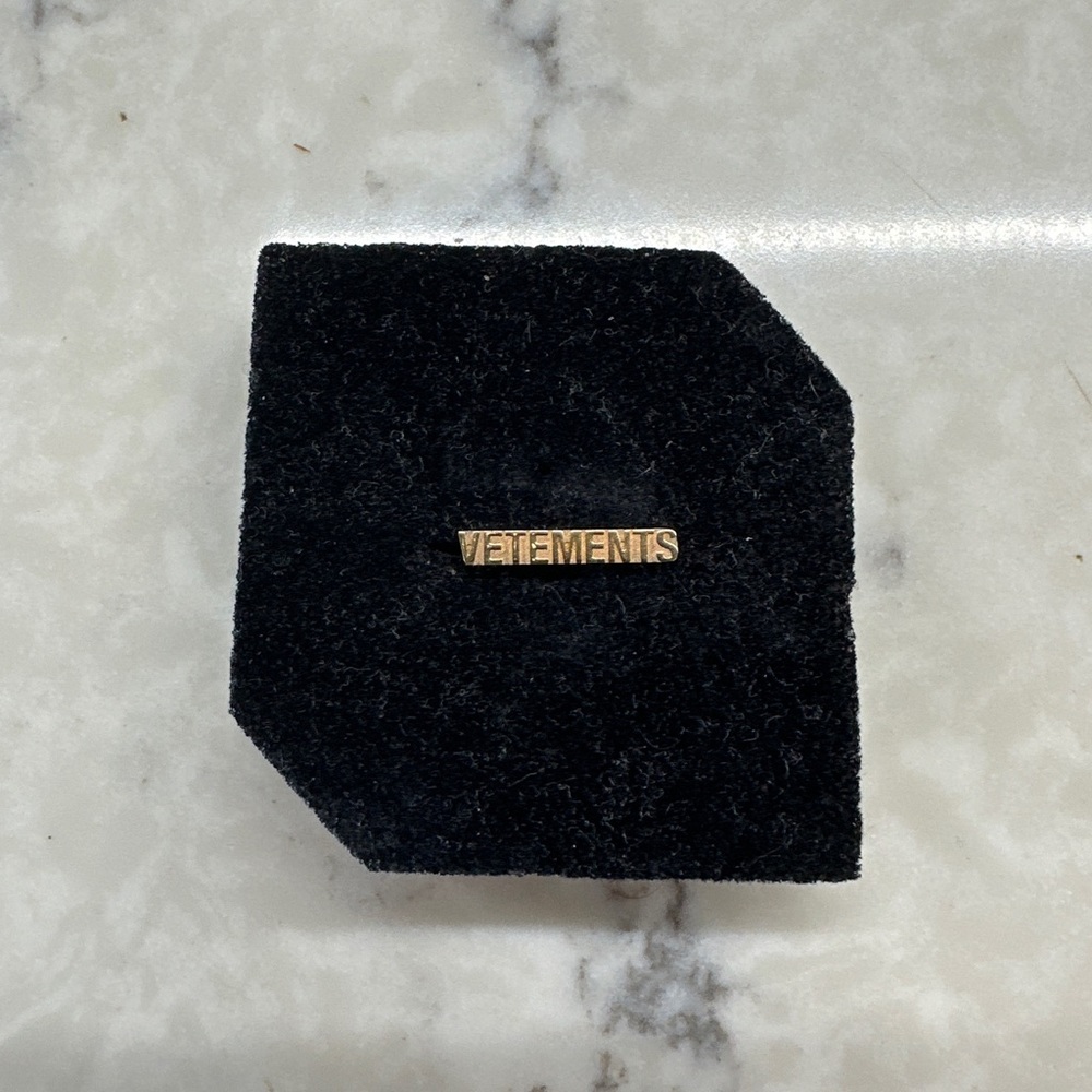 Vetements Single Earring Gold Bar Stud